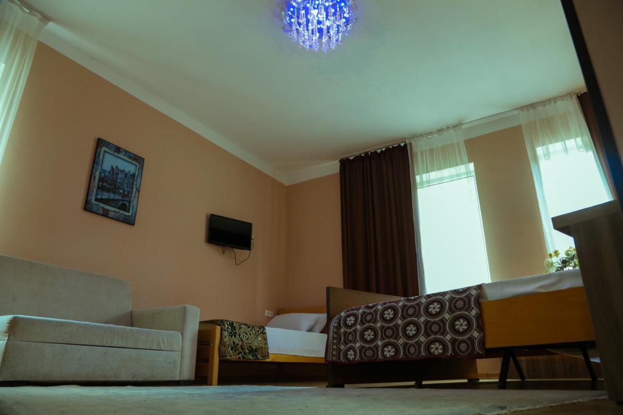 Guest House Borjomi Εξωτερικό φωτογραφία