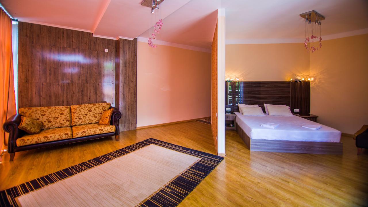 Guest House Borjomi Εξωτερικό φωτογραφία