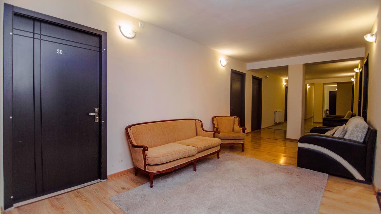 Guest House Borjomi Εξωτερικό φωτογραφία