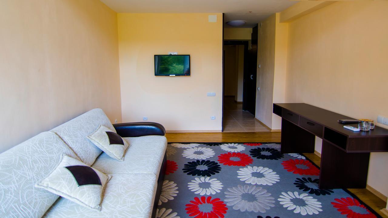 Guest House Borjomi Εξωτερικό φωτογραφία