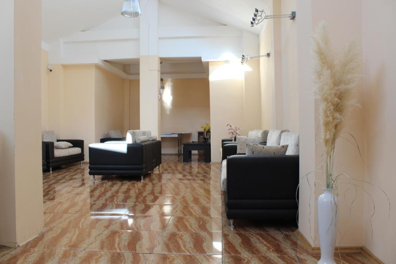 Guest House Borjomi Εξωτερικό φωτογραφία
