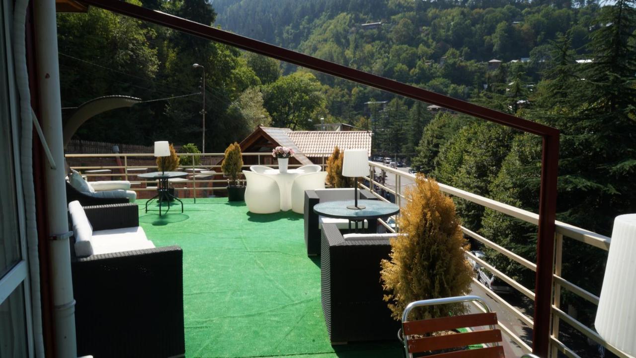 Guest House Borjomi Εξωτερικό φωτογραφία