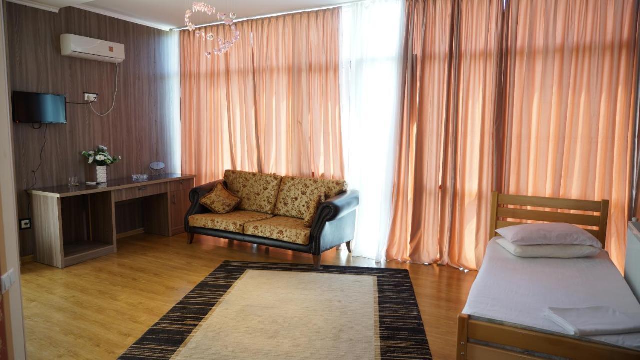 Guest House Borjomi Εξωτερικό φωτογραφία